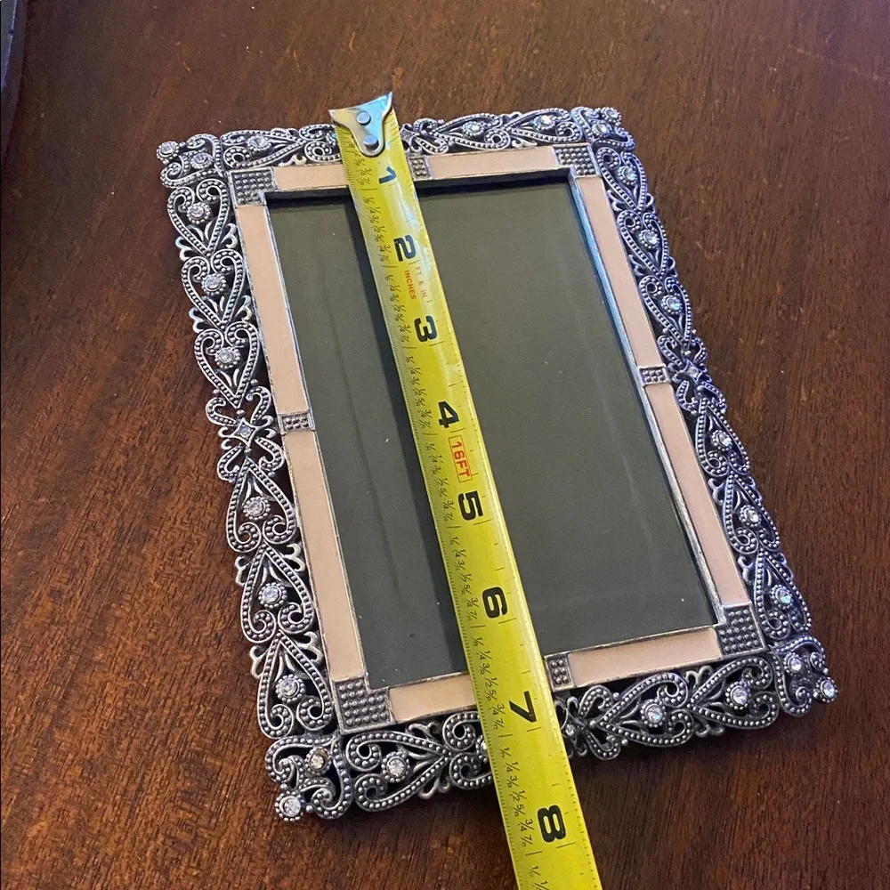 Beautiful Vintage 1980’s rhinestone and enamel picture frame